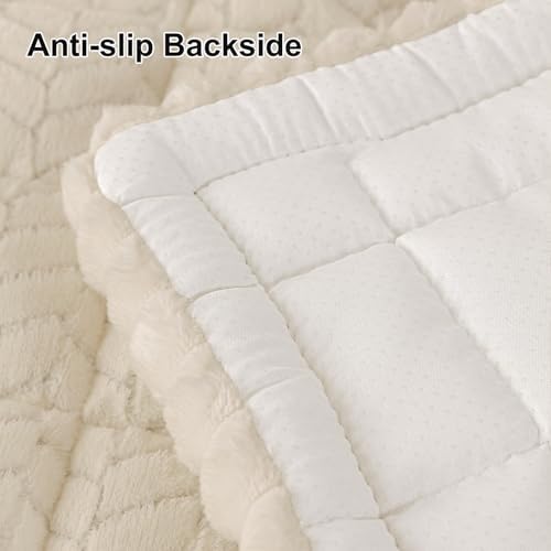 Smiry Couch Cover for Dogs, Non Slip Fuzzy Pet Sofa Covers Washable