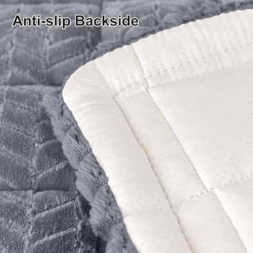 Smiry Couch Cover for Dogs, Non Slip Fuzzy Pet Sofa Covers Washable