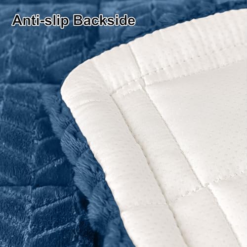 Smiry Couch Cover for Dogs, Non Slip Fuzzy Pet Sofa Covers Washable