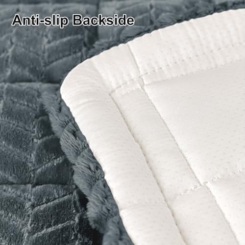 Smiry Couch Cover for Dogs, Non Slip Fuzzy Pet Sofa Covers Washable