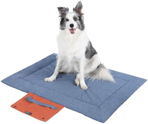 Outdoor Foldable Dog Mat Durable Teflon-Coated Oxford Material Waterproof Thin Dog pad Travel-Friendly Machine Washable Design for Camping/Car (Blue, Small (27.6 * 19.7 * 1.57 in))