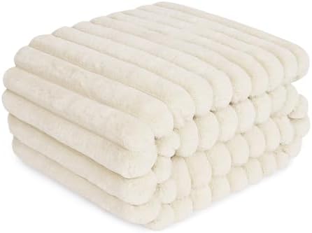 Waterproof Pet Blanket for Large Dogs & Cats - Reversible Calming Plush, Washable Furniture Cover for Couch, Bed, Car Seat, Blocks Leaks, Stains & Pet Fur (Cream, 30"x40")
