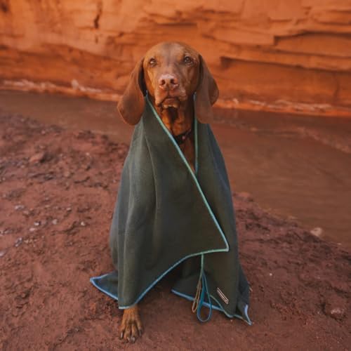 Wilderdog Quick Dry Towel for Dogs, Ideal for Home, Travel, Grooming & Outdoor Use, 24" x 48" - Green