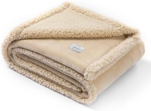 Waterproof Dog Blanket Reversible Pet Bed Cover Puppy Fluffy Cream Blankets Leakproof Sofa Couch Cover Cat Pet Blanket for Warm Washable-XXL