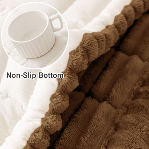 hyha Couch Cover for Dogs, Washable Non Slip Plush Flannel Sofa Protector