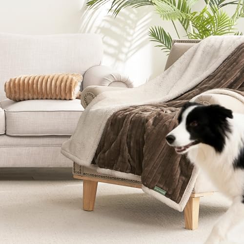 Waterproof Dog Blanket for Couch - Washable Medium Pet Blanket for Furniture Protector, Cozy Fleece Calming Dog Crate Blankets for Indoors & Outdoors, Brown, 30"x40"