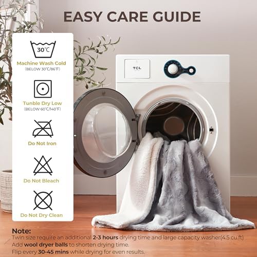 Waterproof Dog Blanket for Small Dogs, Dual-Sided Soft Pet Calming Blanket for Couch, Cozy Puppy Cat Blanket Fleece Washable, Reversible Throw Blanket for Furniture Protection, 25"x35", Grey
