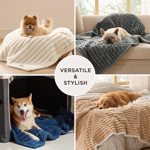 Bedsure ComfyFleece™ Waterproof Dog Blankets for Large Dogs,50x60